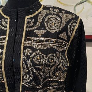 Vintage St John cropped embellished evening jacket. Like new, size 12